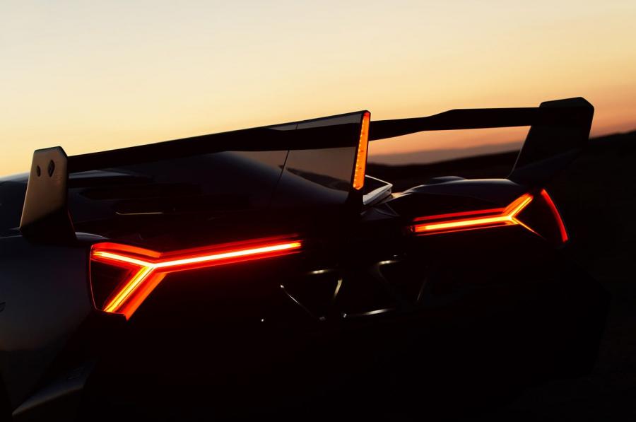  Lamborghini Veneno 2014 года  (фото 36 из 61)